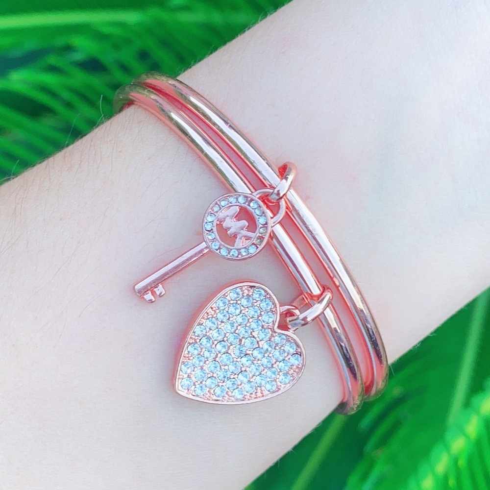 Over size Bangle set